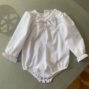 The Beaufort Bonnet Company Beatrice Onesie Bow Blouse 2T Excellent Condition